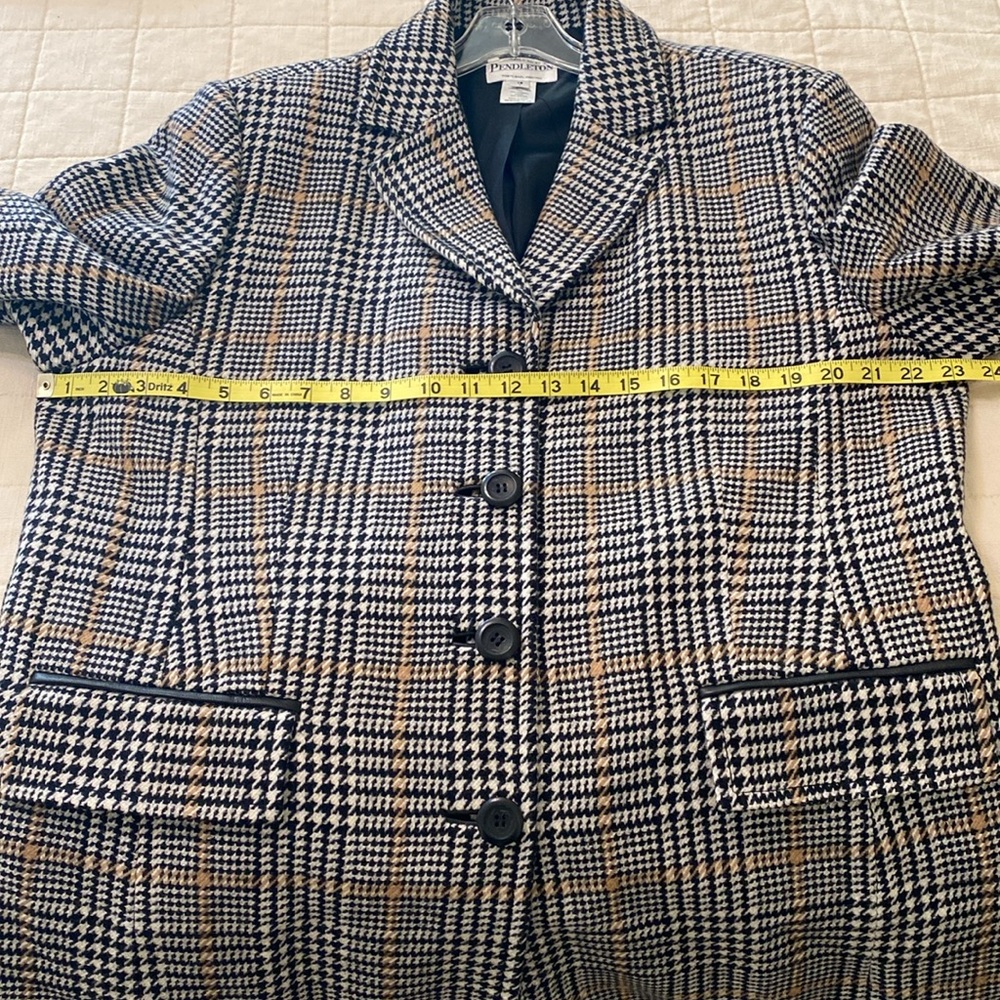 Pendleton Plaid 100% Merino Wool Coat with Lambskin Leather Trim Size 18 - Picture 16 of 16